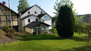  Gasthaus Waldschlosschen  Söhrewald